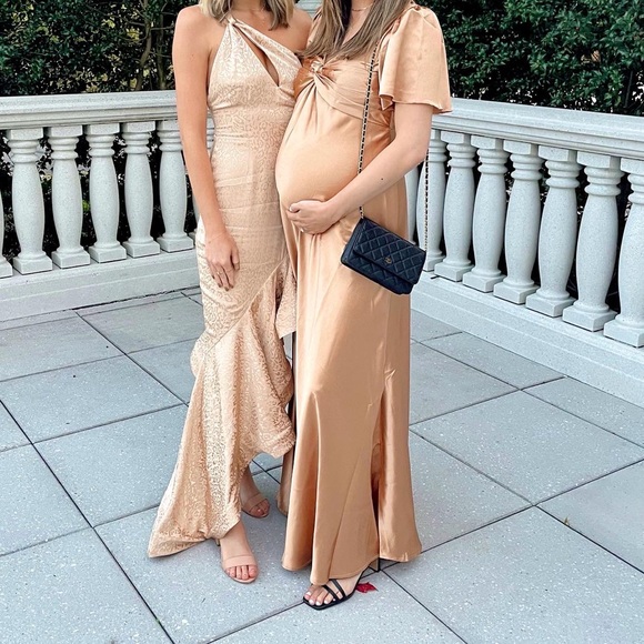 Maternity Tea Dress - Picture 5 of 6